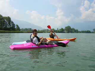 Vacanzenatura in canoa verso Dascio